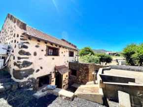 Emblematica casa rural con AC,BBQ y bonita vista en El Hierro